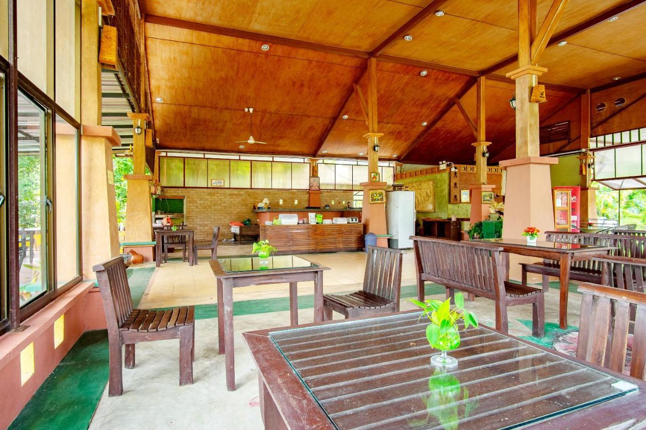 Oyo 479 Water Jade Natural Resort Thajmuang Kültér fotó